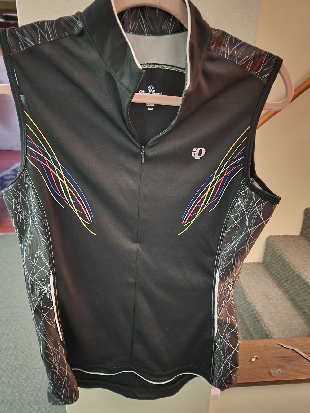 Pearl Izumi Women’s Sz L Black Sleeveless Cycling Vest with Multicolor Accents